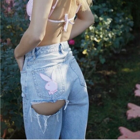 NWT Playboy Bunny By Pacsun 90's Boyfriend Jeans Medium Wash Blue Womens Size 27 - Picture 1 of 6